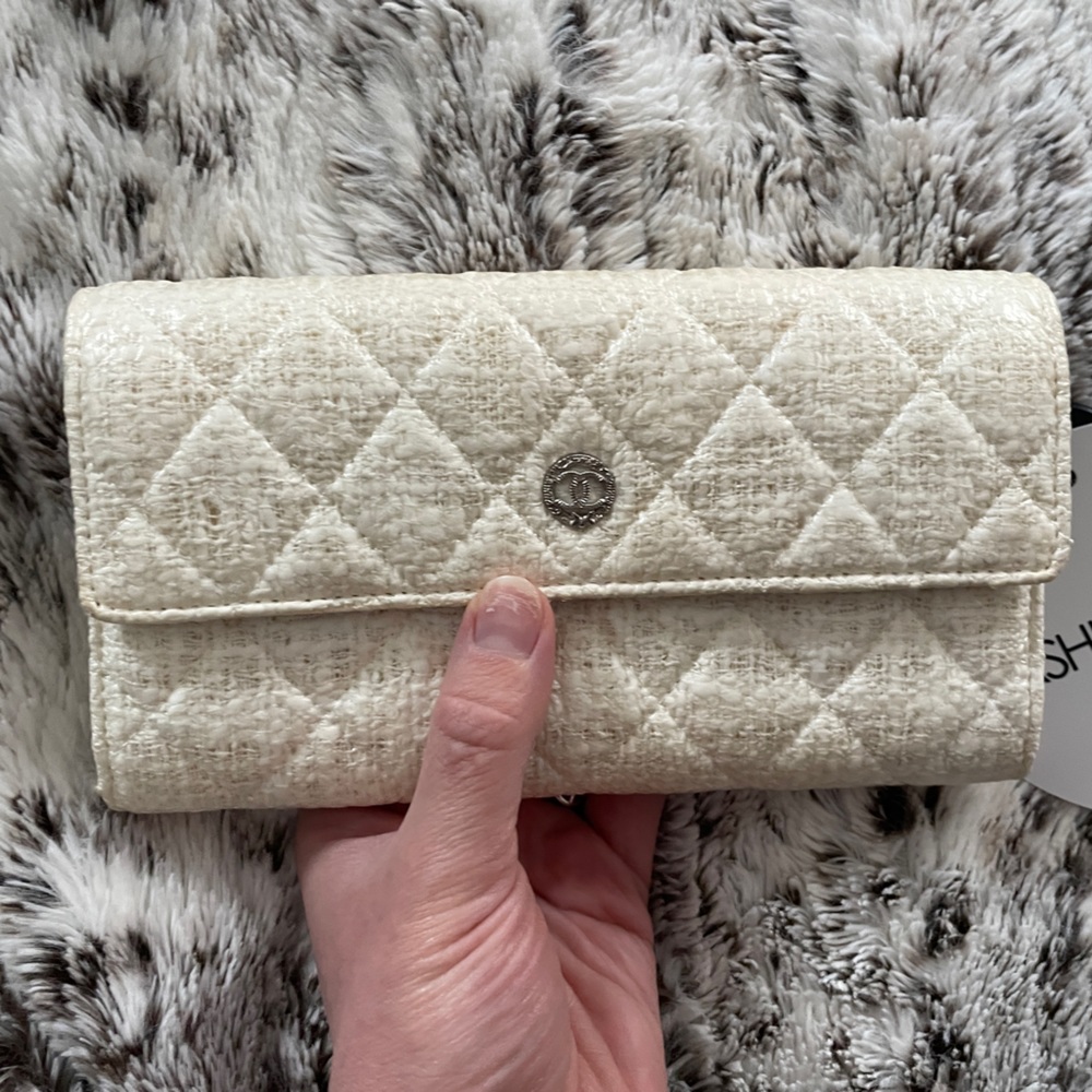 Chanel tweed wallet